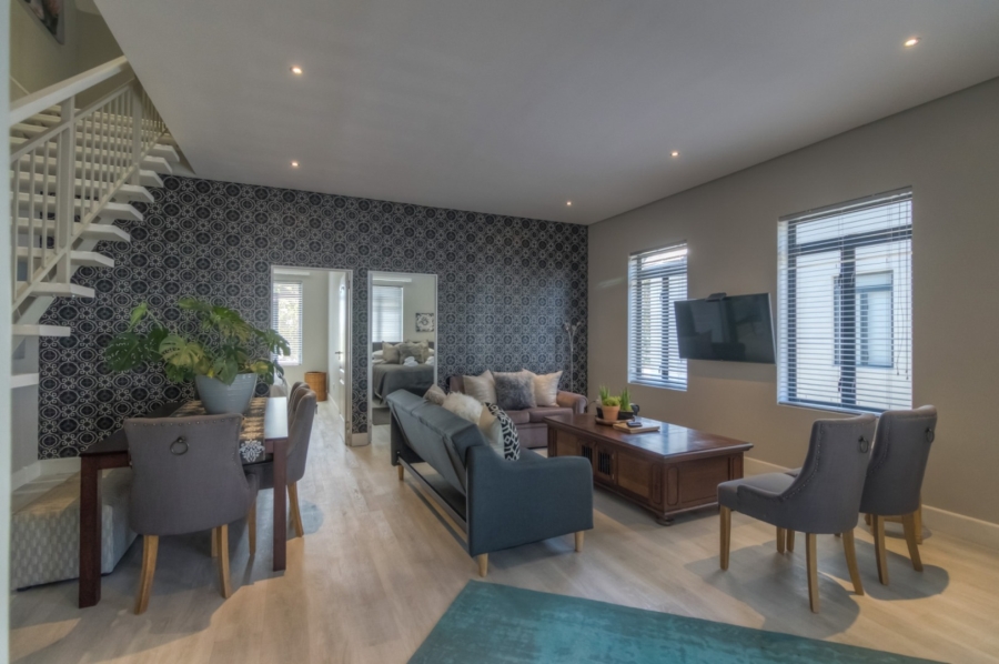 To Let 3 Bedroom Property for Rent in Paardevlei Western Cape